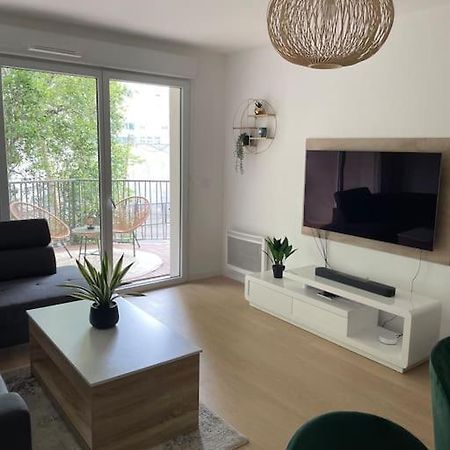 Superbe Appartement En Residence Avec Parking เลอม็องส์ ภายนอก รูปภาพ